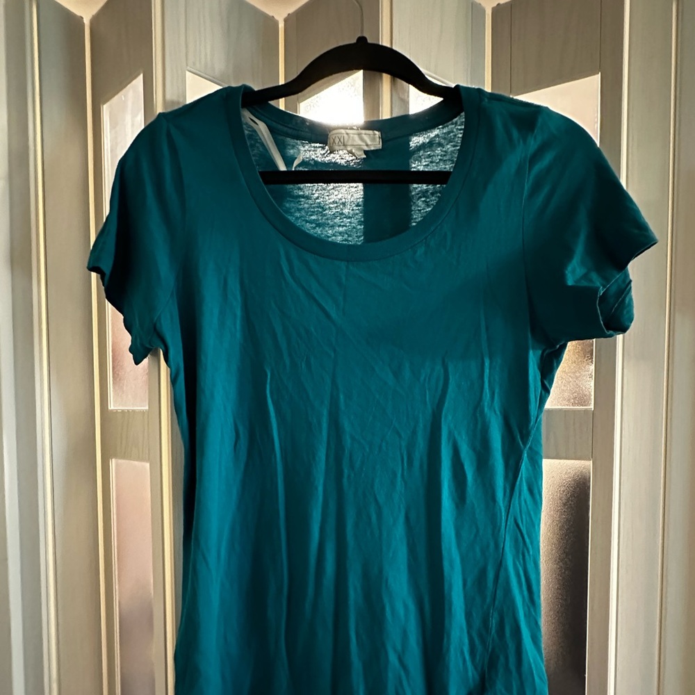 Forever 21 Tshirt